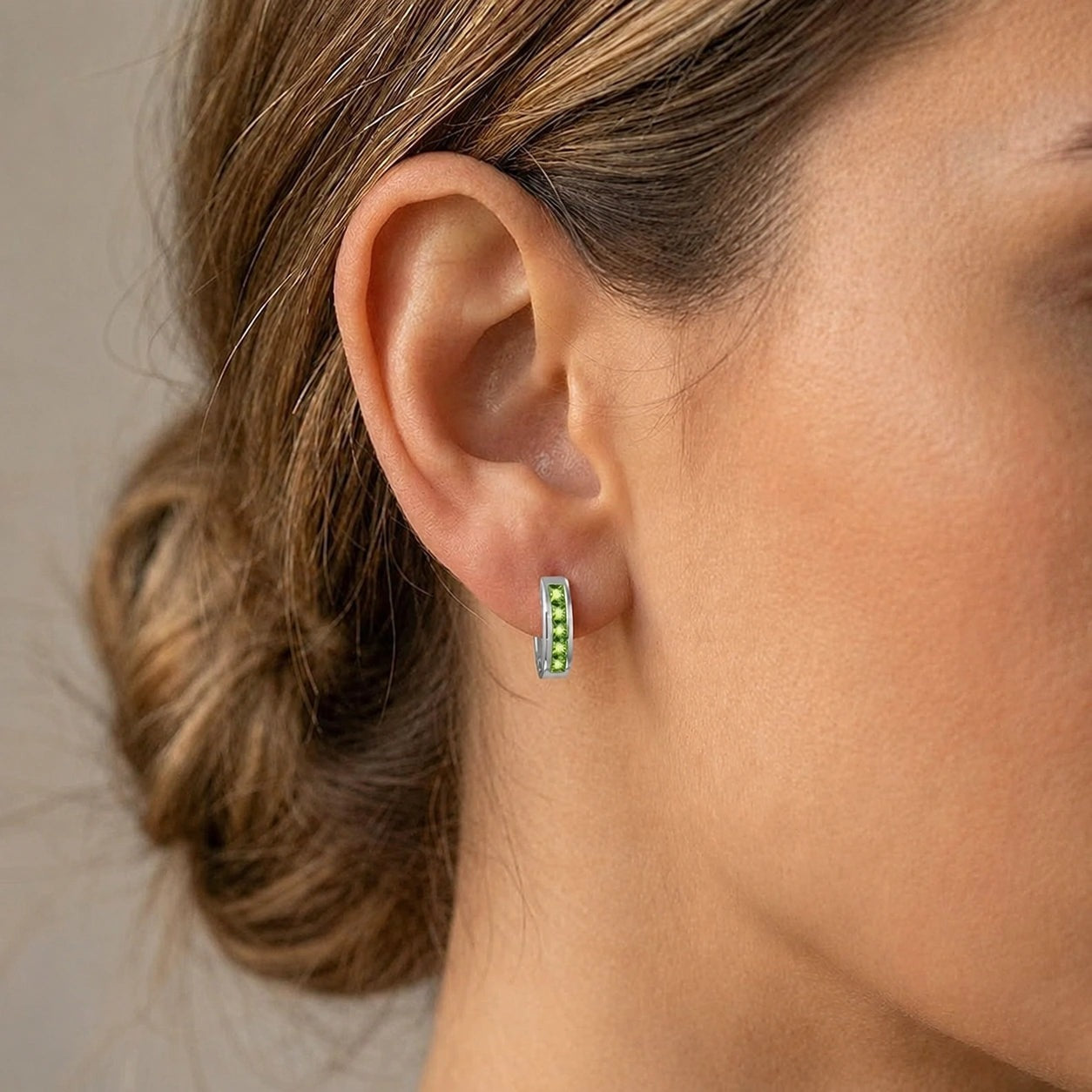 White Gold Heritage Earrings Peridot 10K — Celestina