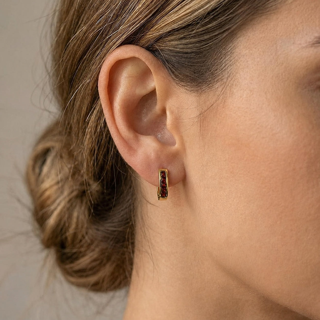 Yellow Gold Heritage Earrings Emerald 10K — Celestina