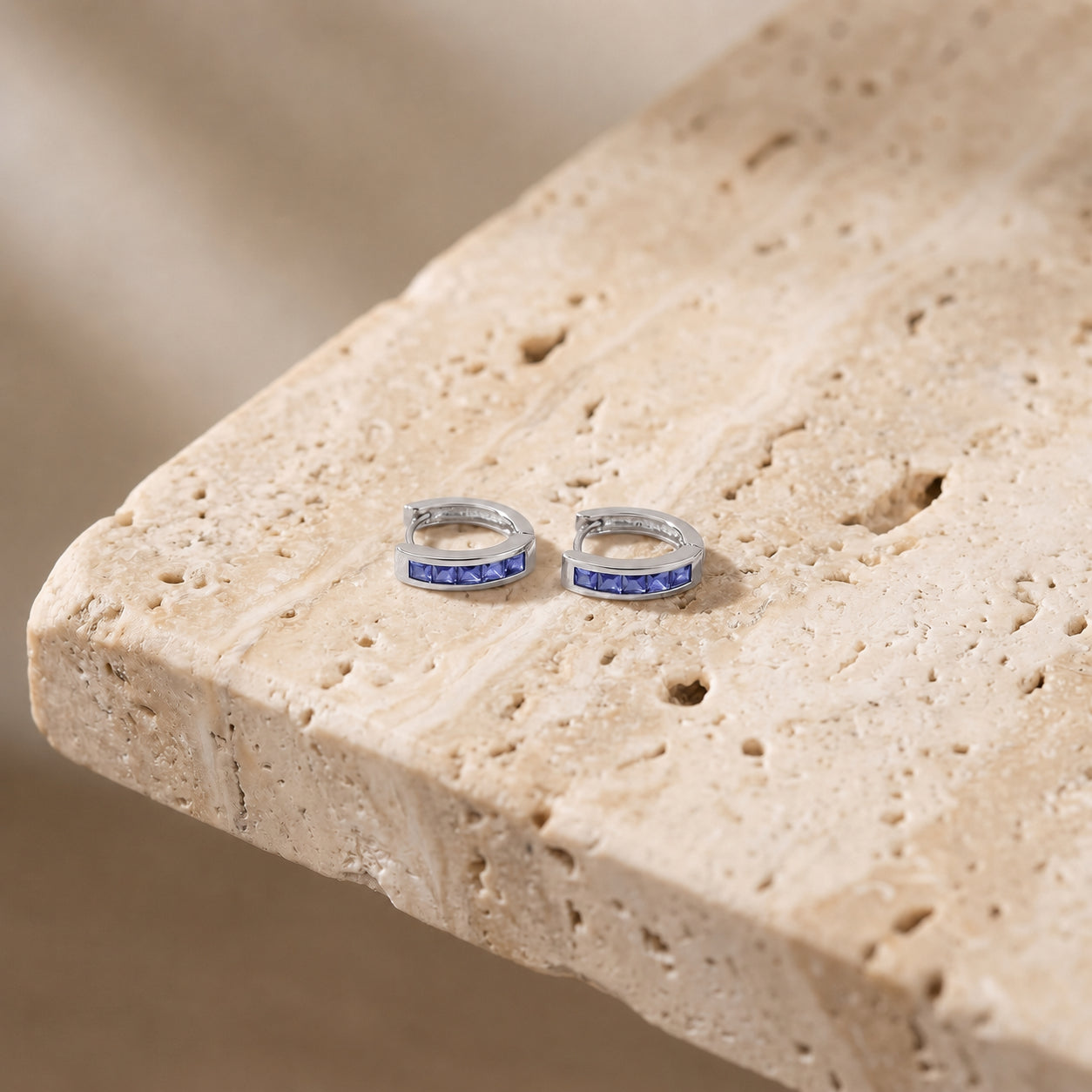 White Gold Heritage Earrings Green Sapphire 10K — Celestina