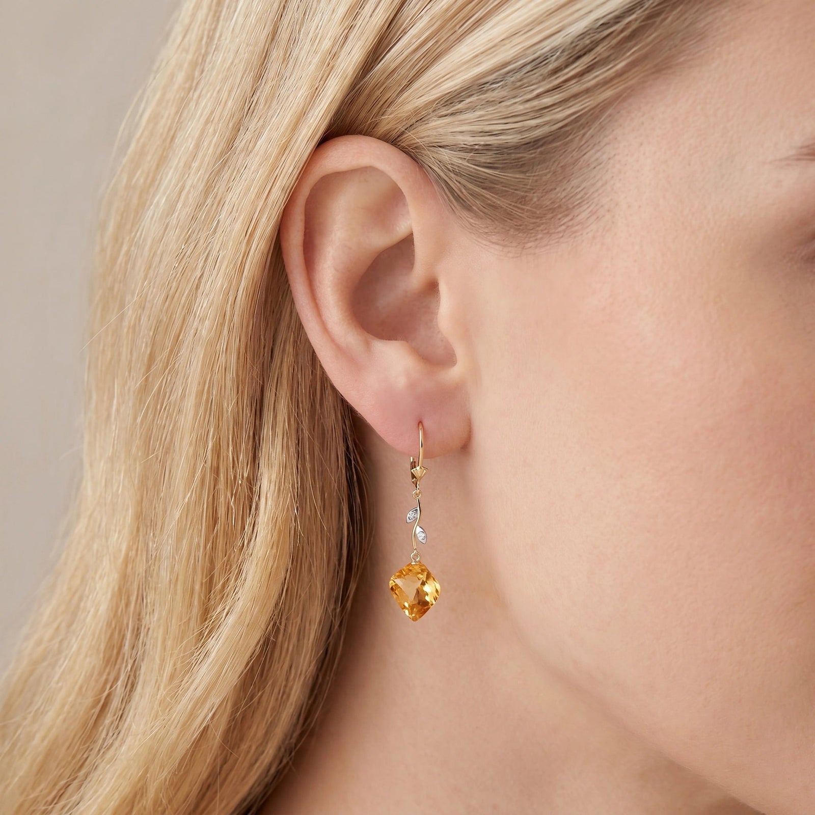 Yellow Gold Earrings Citrine 10K — Norina