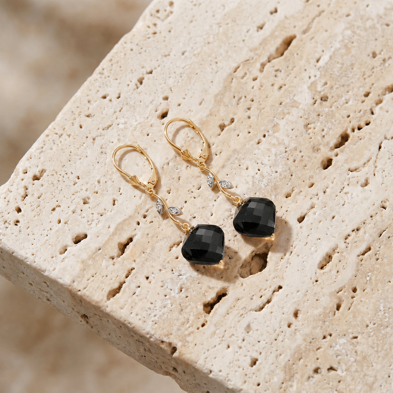 Yellow Gold Earrings Sapphire 10K — Norina