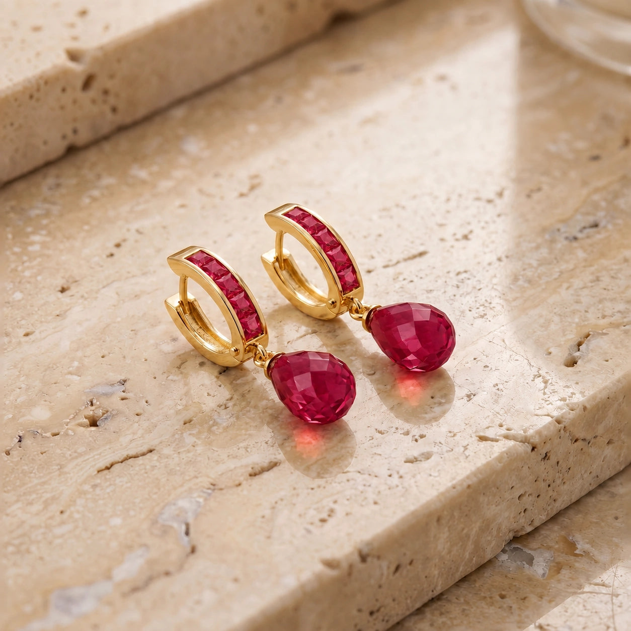 Yellow Gold Ruby — Mariaadriana