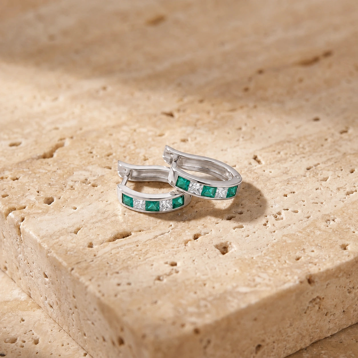 White Gold Emerald & White Topaz — Mariaagnese