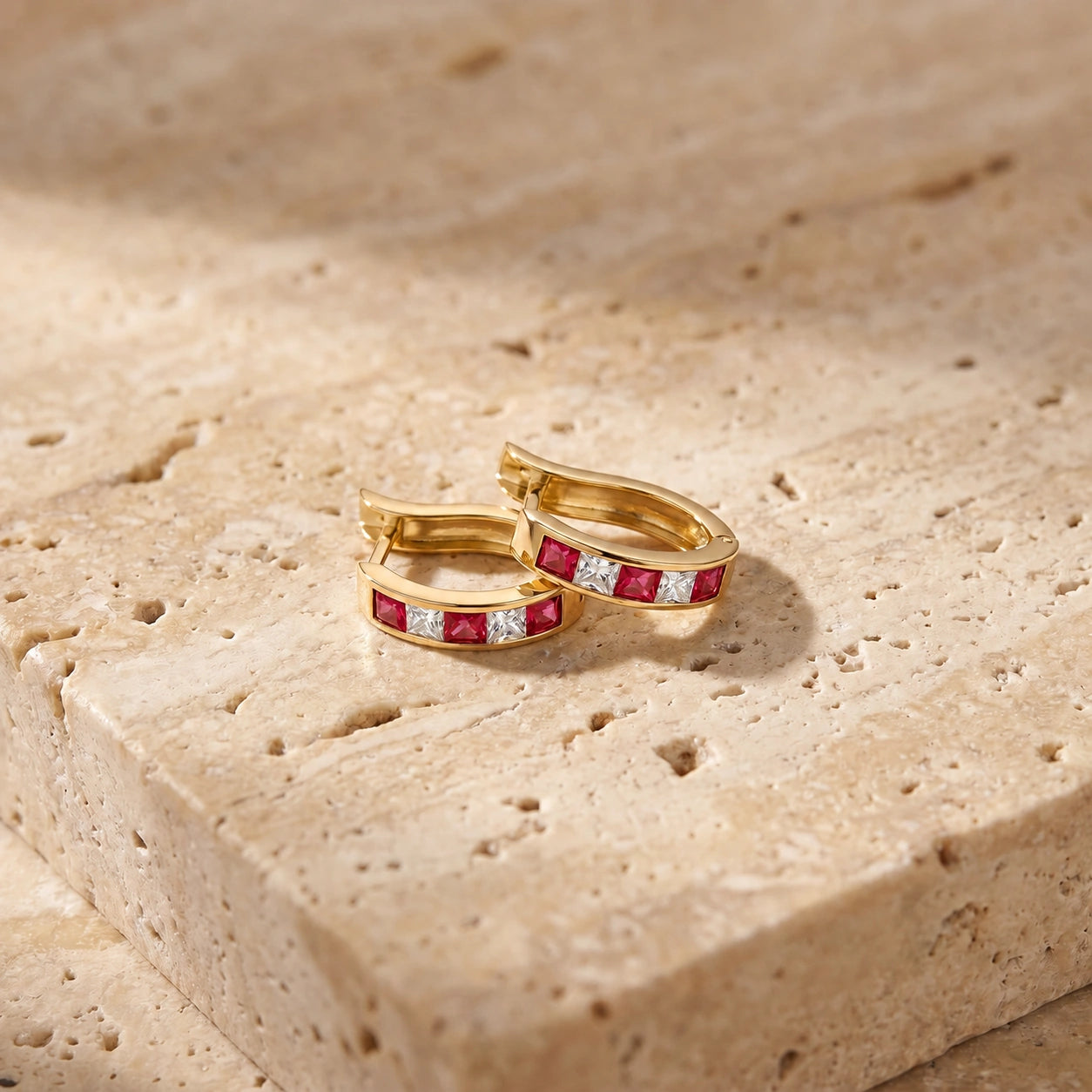 Yellow Gold White Topaz & Ruby — Mariaagnese
