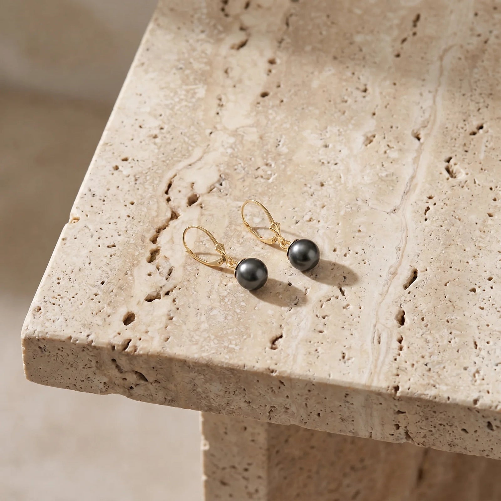Yellow Gold Aura Earrings Pearl 10K — Natalia