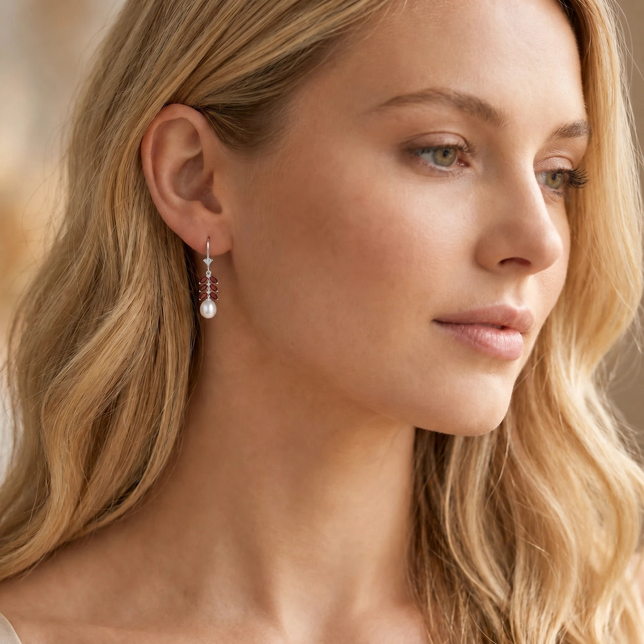 White Gold Pearl & Garnet — Mariaalessia