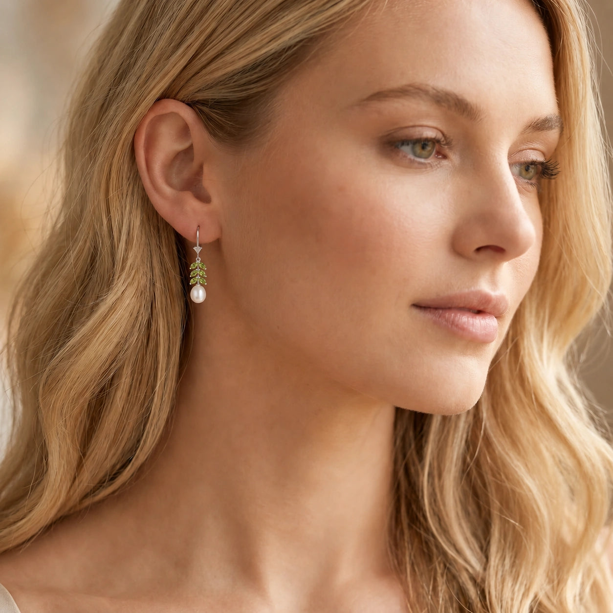 White Gold Peridot & Pearl — Mariaalessia
