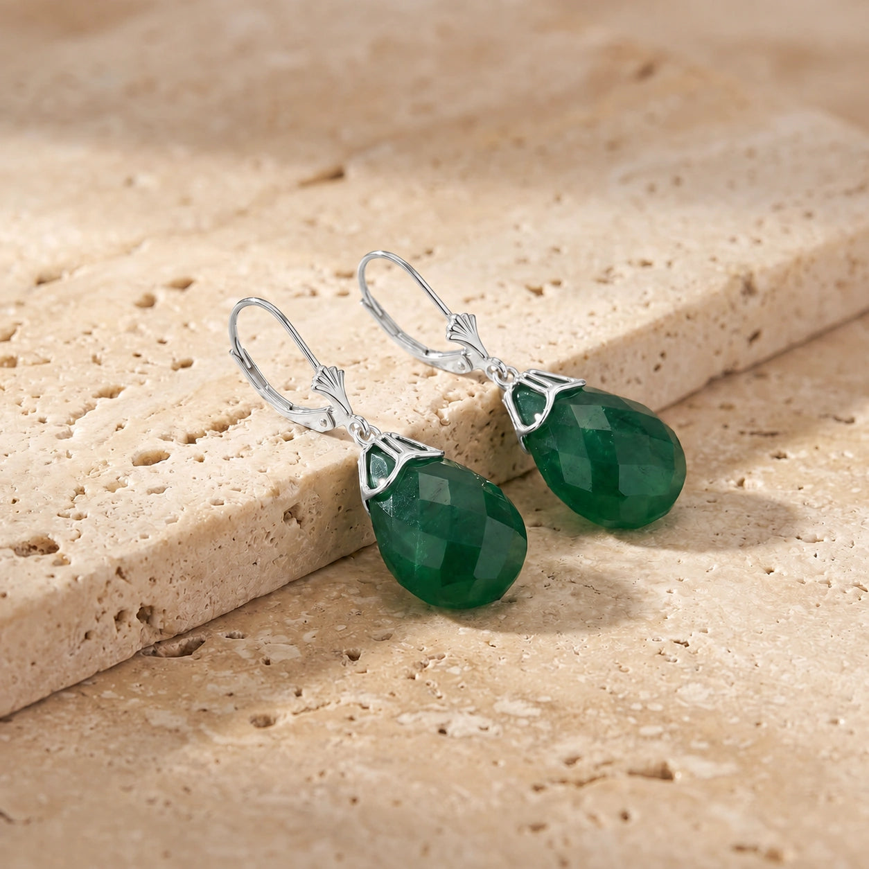 White Gold Emerald — Mariaalfonsina