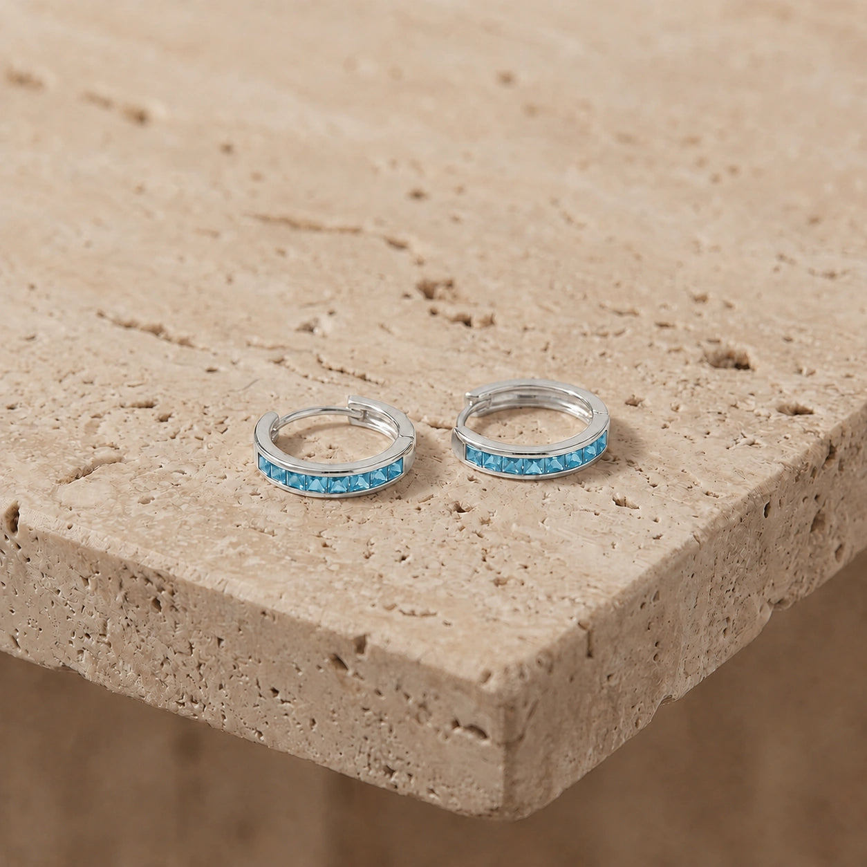 White Gold Blue Topaz — Mariaalida