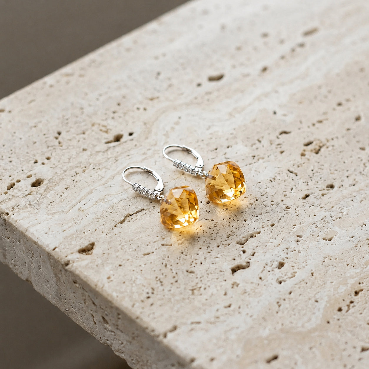 White Gold Earrings Green Amethyst 10K — Stella