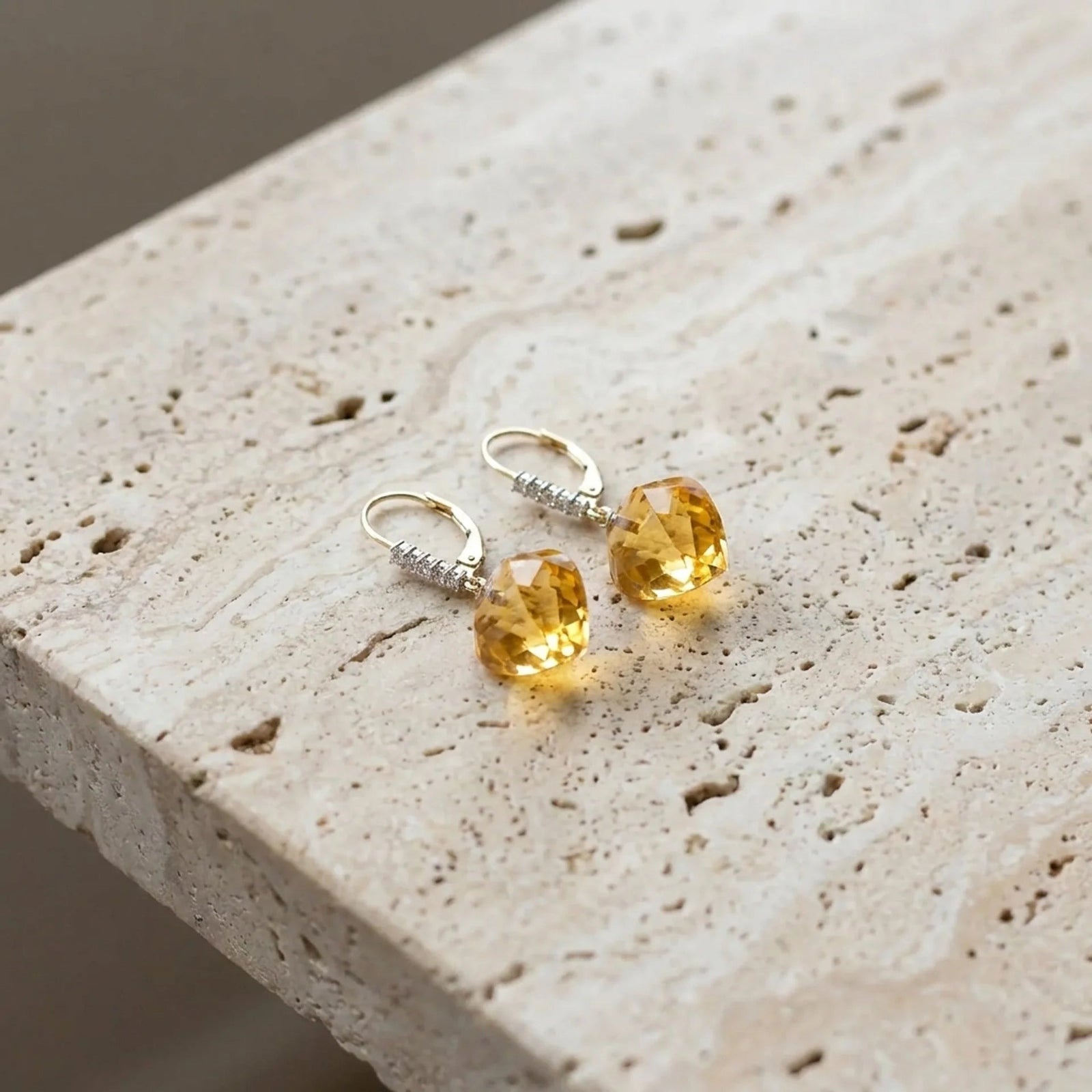 Yellow Gold Earrings Citrine 10K — Stella