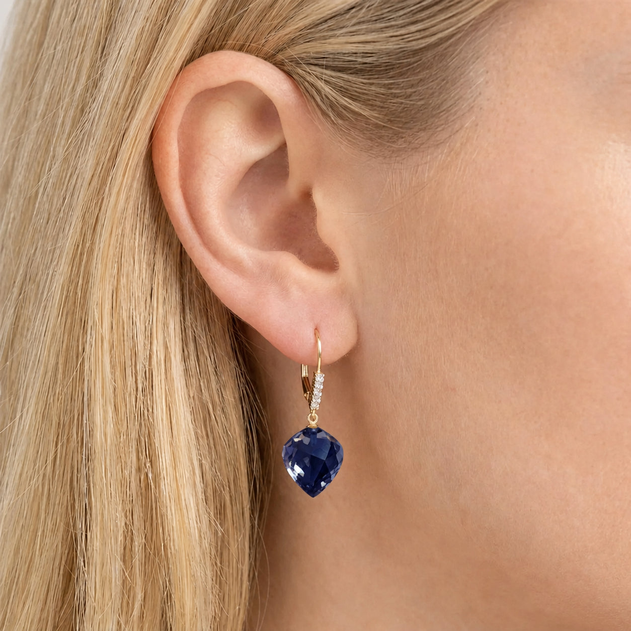 Yellow Gold Earrings Ruby 10K — Stella