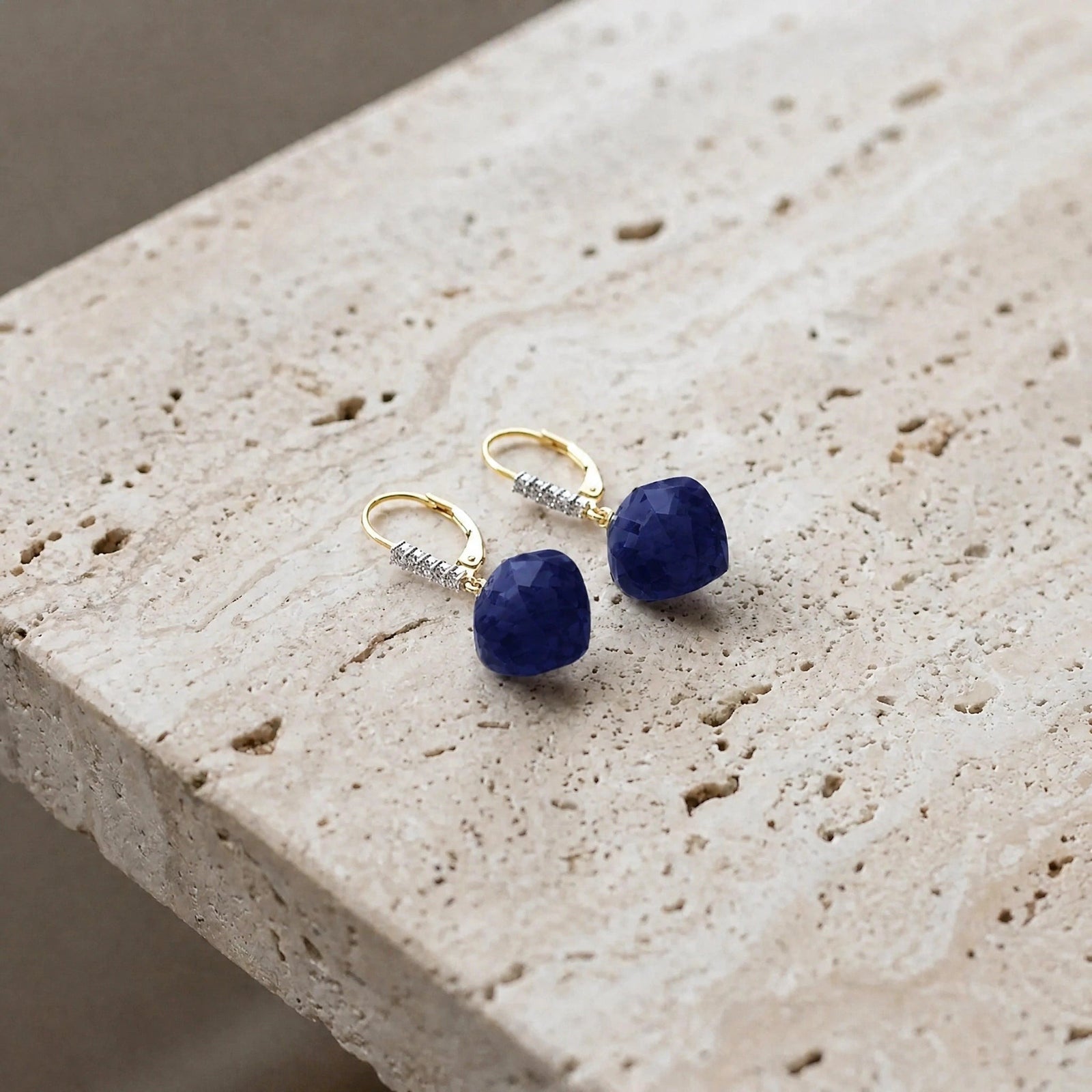 Yellow Gold Earrings Sapphire 10K — Stella