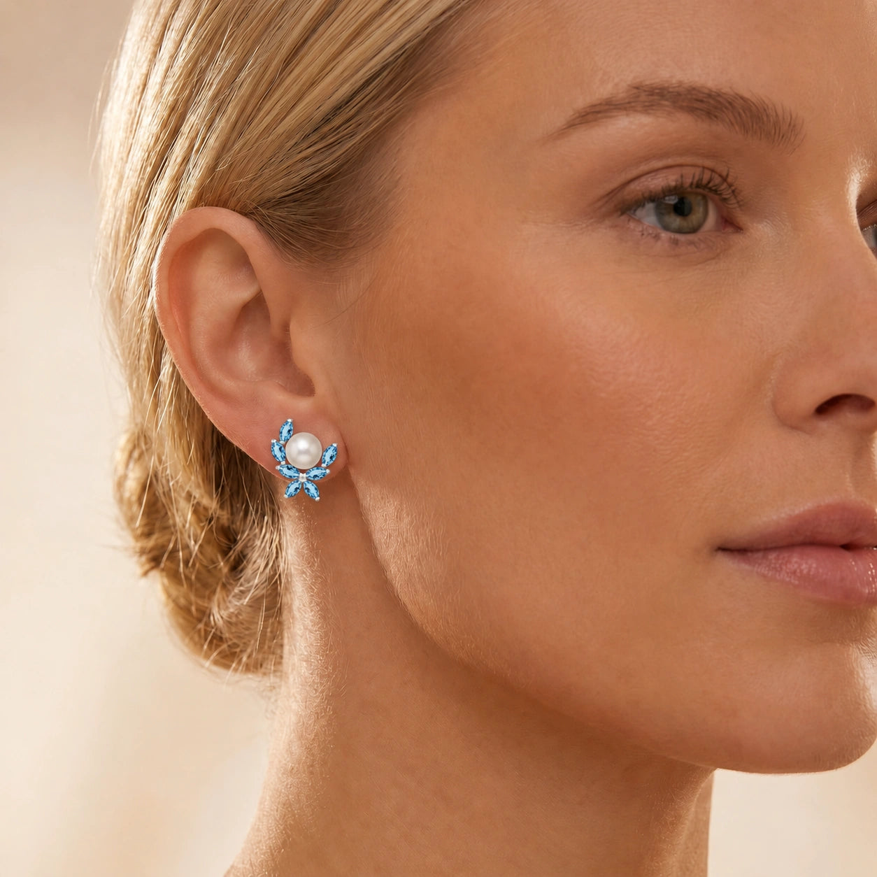 White Gold Pearl & Blue Topaz — Mariaambra