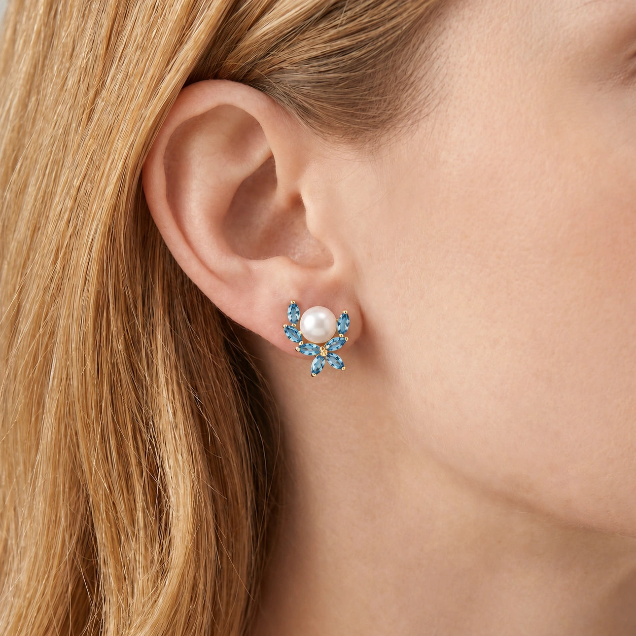 Yellow Gold Pearl & Blue Topaz — Mariaambra