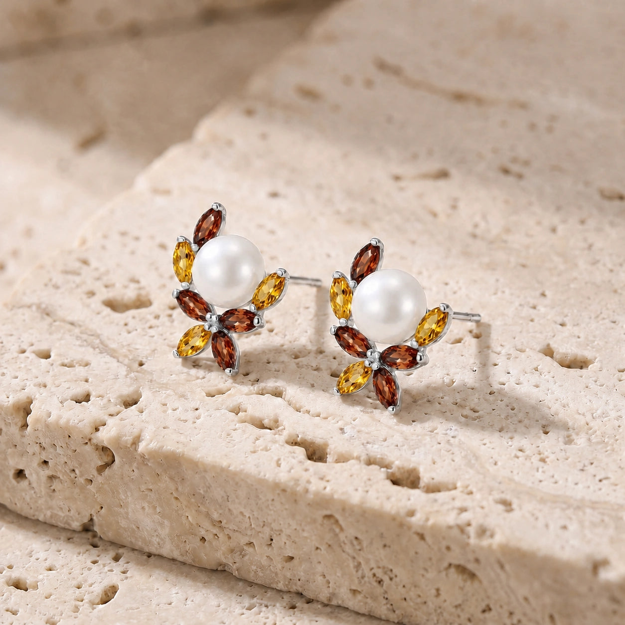 White Gold Pearl & Garnet & Citrine — Mariaambra
