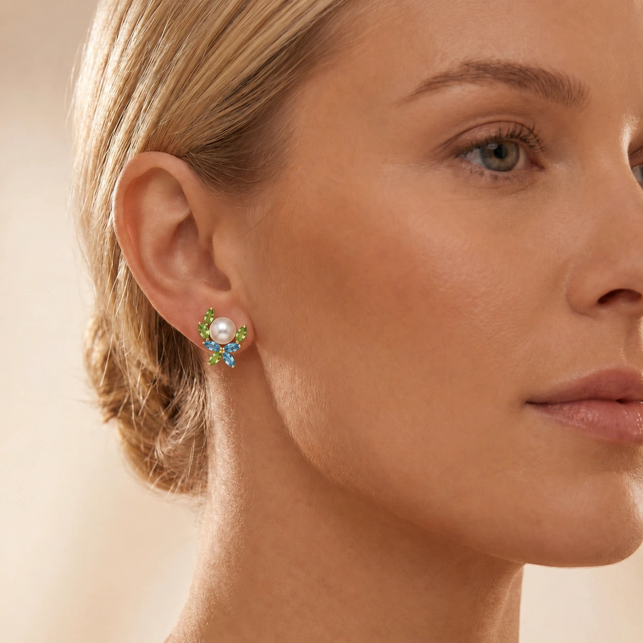 Yellow Gold Pearl & Peridot & Blue Topaz — Mariaambra