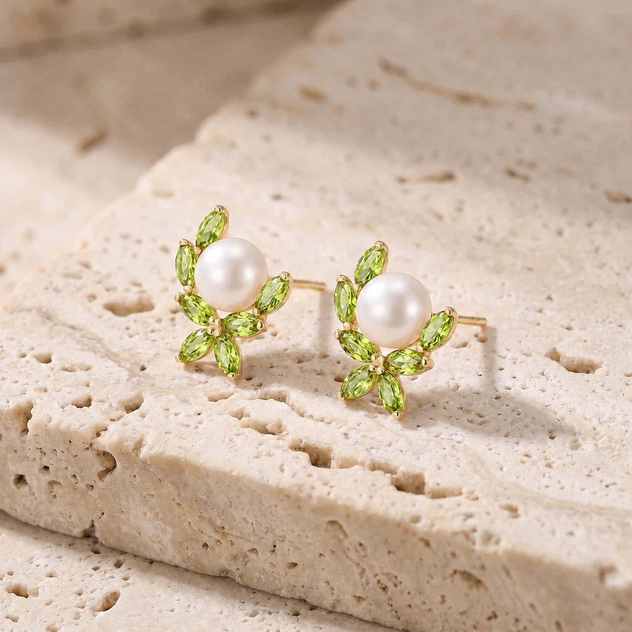 Yellow Gold Pearl & Peridot — Mariaambra