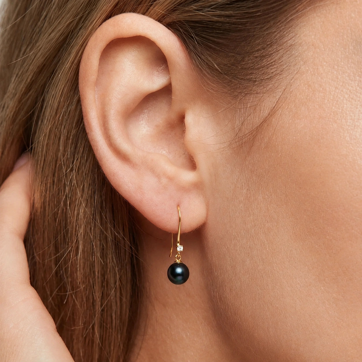 Yellow Gold Earrings Pearl 10K — Cosima