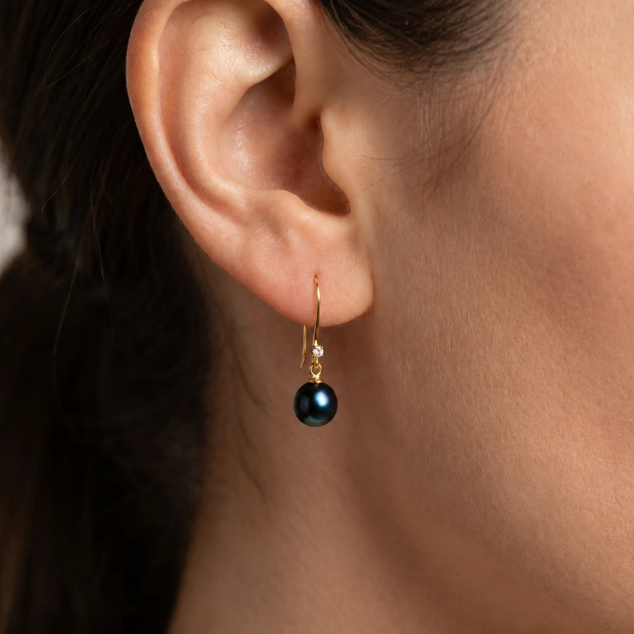 Yellow Gold Earrings Pearl 10K — Cosima
