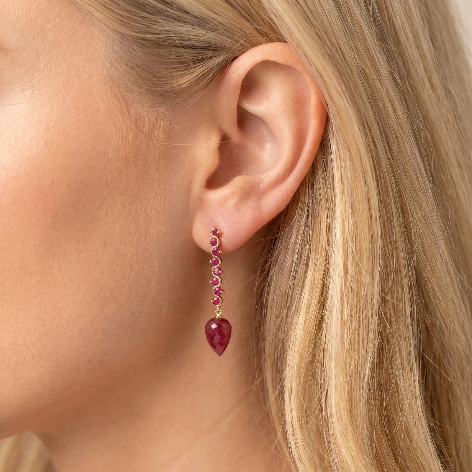 Yellow Gold Ruby — Mariaangiolina