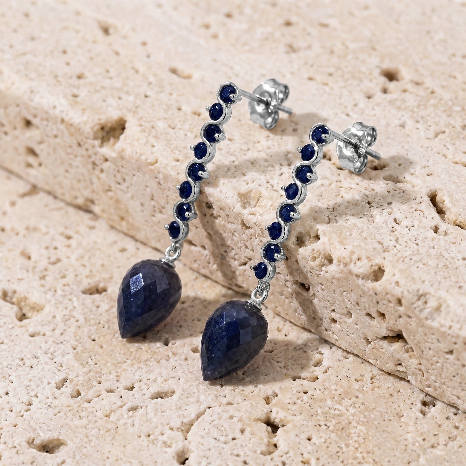 White Gold Sapphire — Mariaangiolina