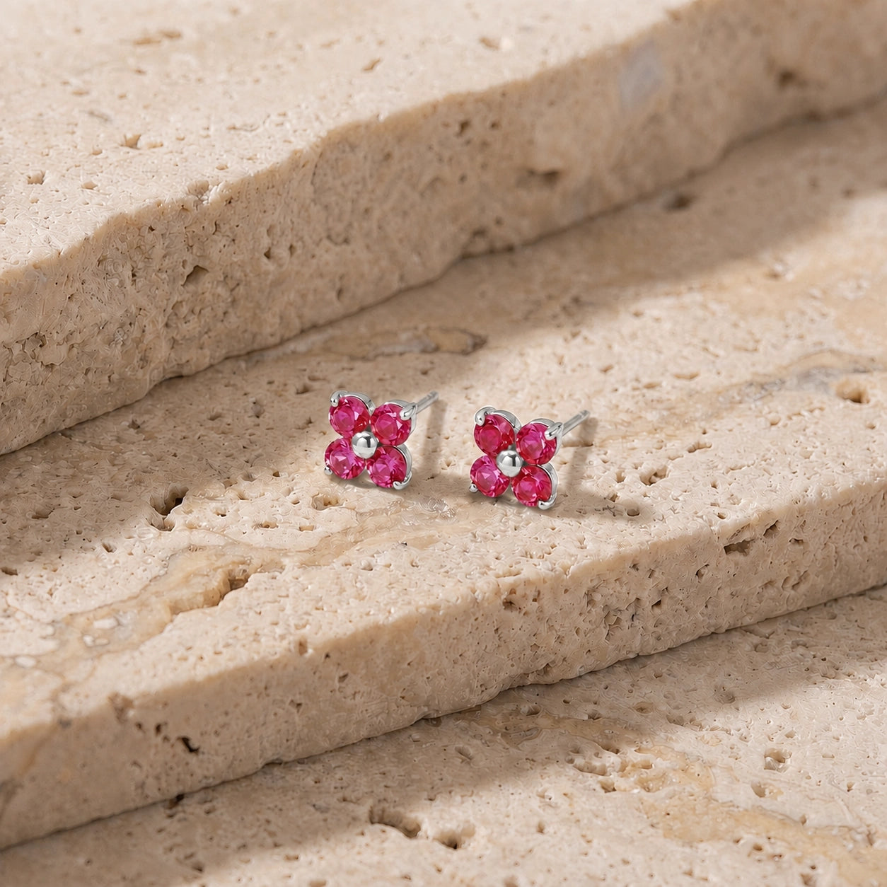 White Gold Ruby — Mariaannarosa