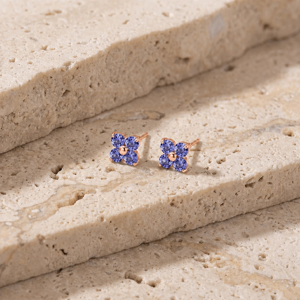 Rose Gold Tanzanite — Mariaannarosa