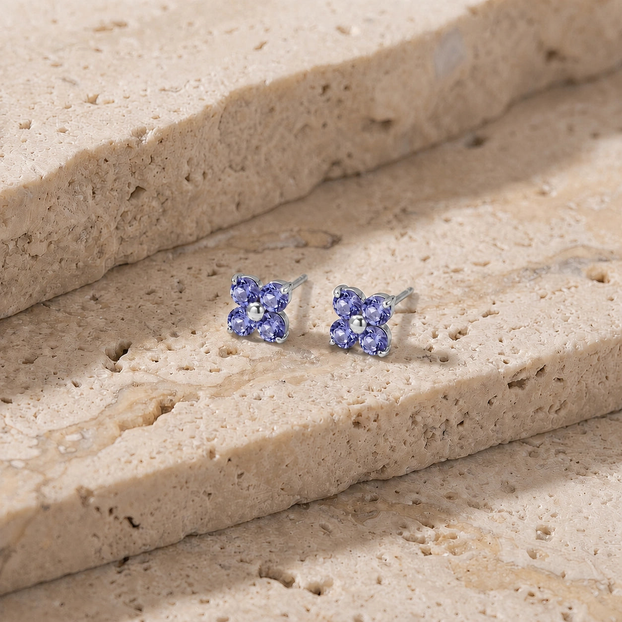 White Gold Tanzanite — Mariaannarosa