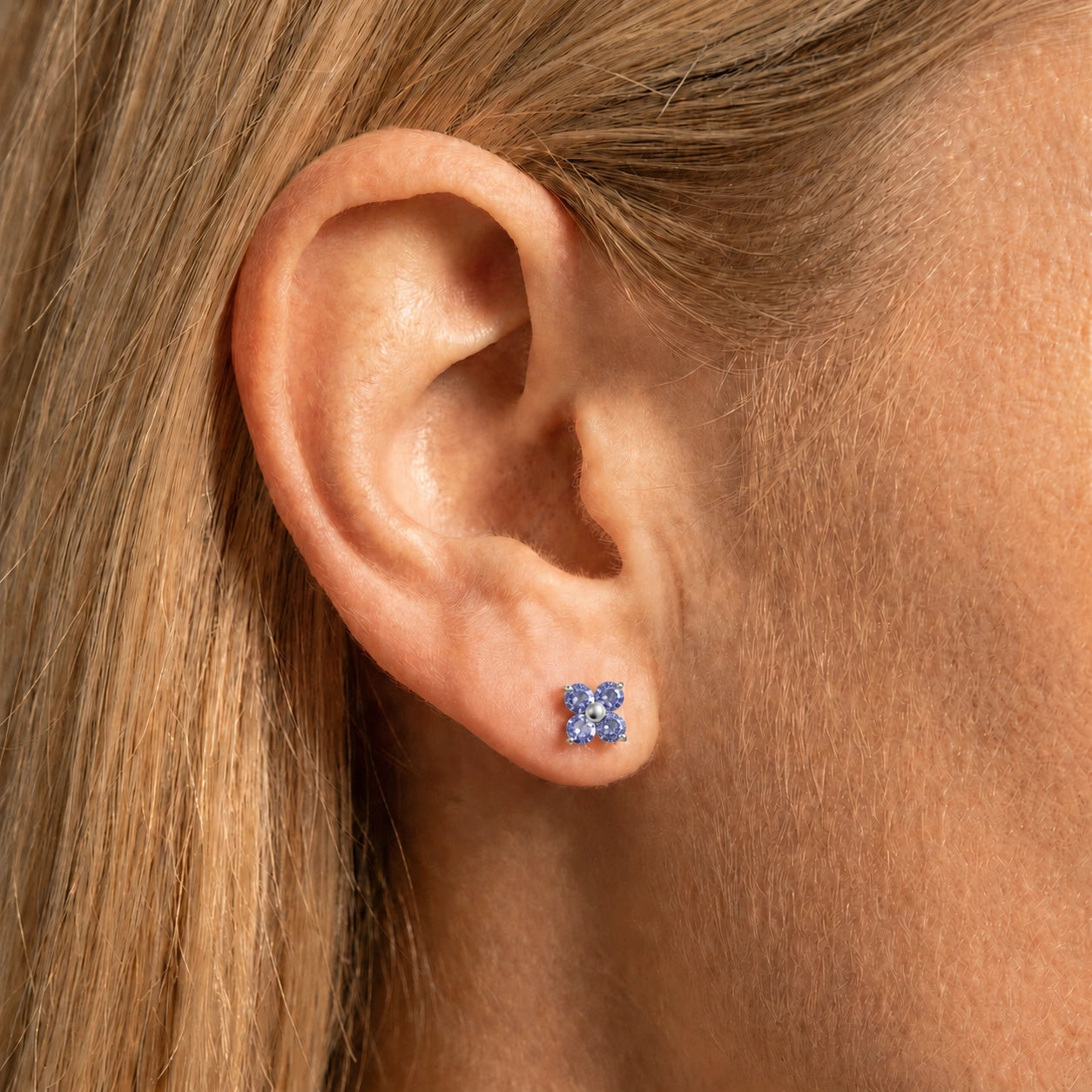 White Gold Tanzanite — Mariaannarosa