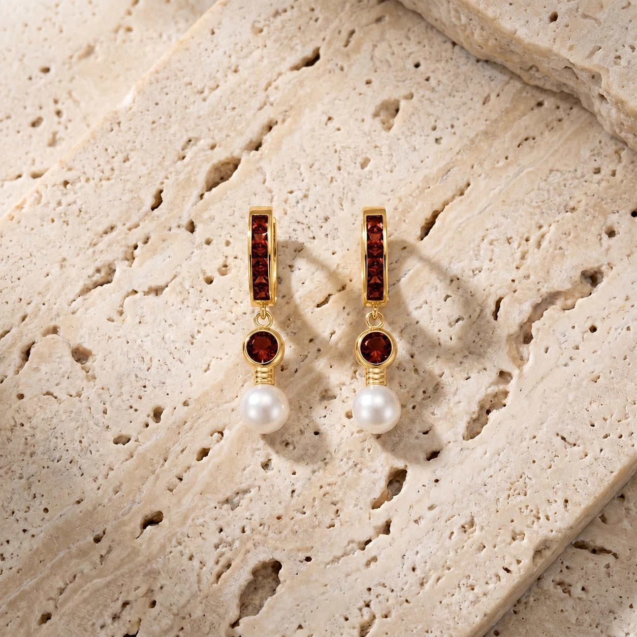 Yellow Gold Garnet & Pearl — Mariaantonella