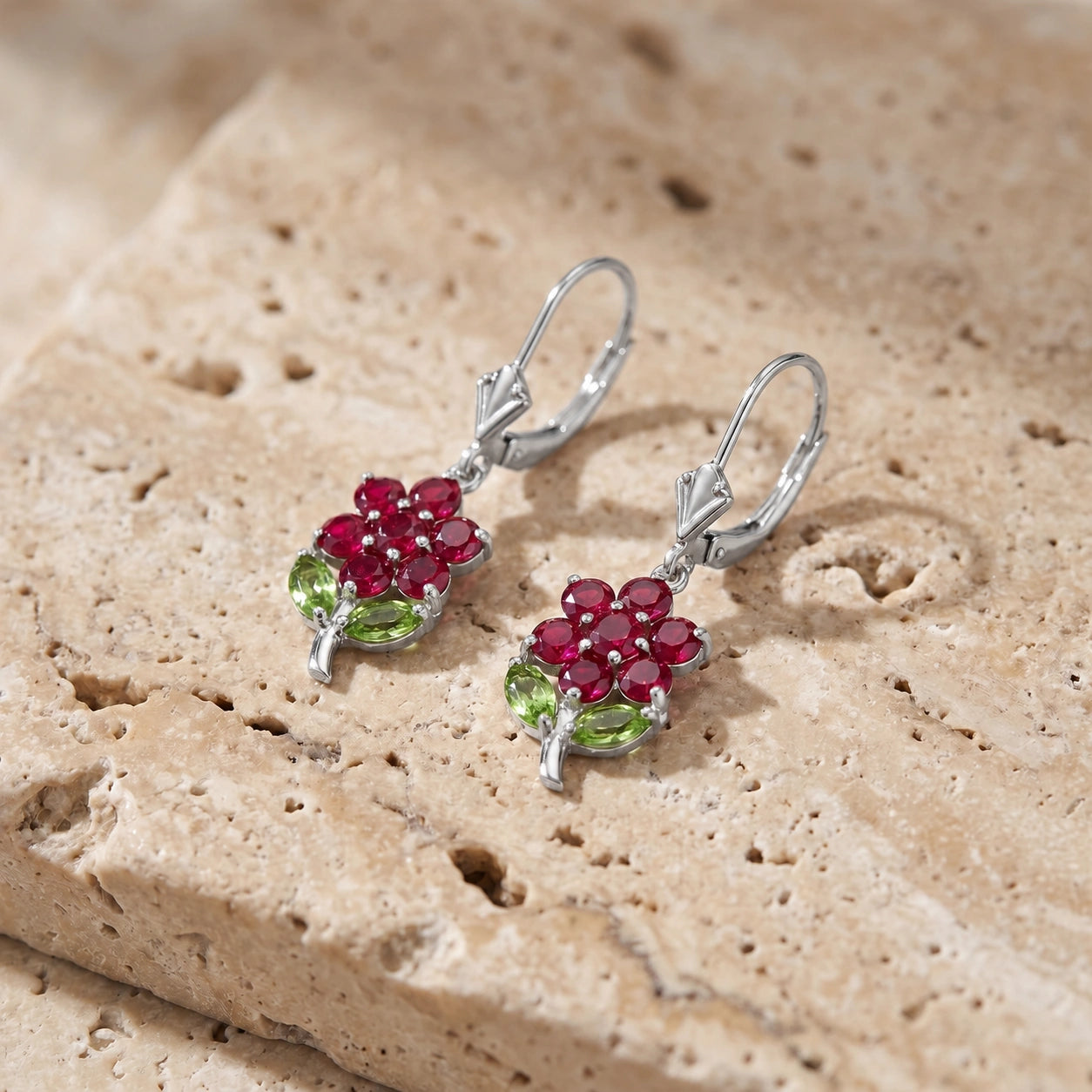 White Gold Peridot & Ruby — Mariaantonietta