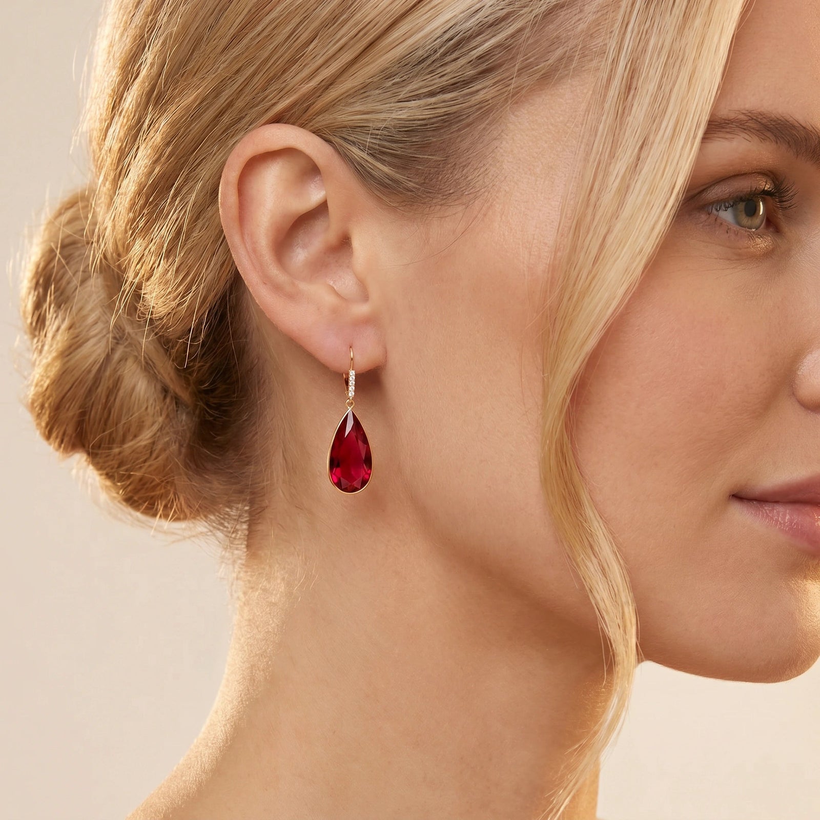 Yellow Gold Ruby & Diamond — Mariaargentina