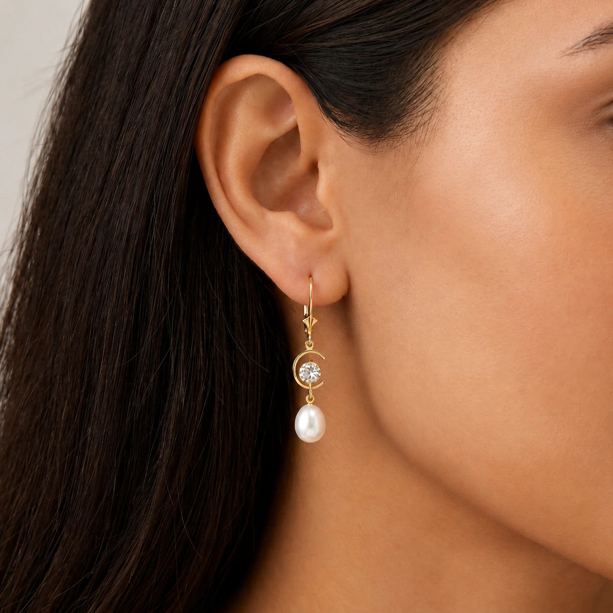 Yellow Gold Pearl & Diamond — Mariaarmida