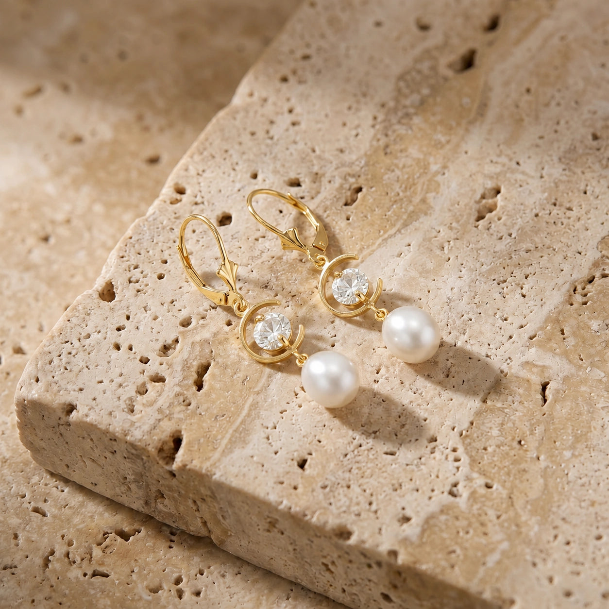 Yellow Gold Pearl & Diamond — Mariaarmida