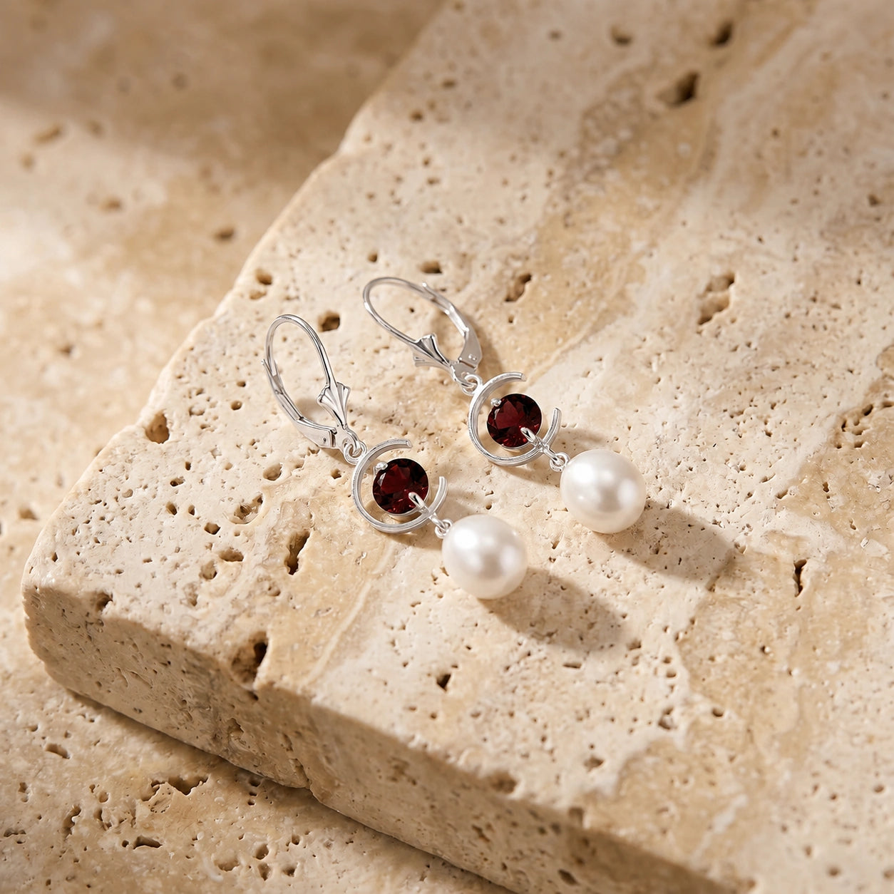 White Gold Pearl & Garnet — Mariaarmida
