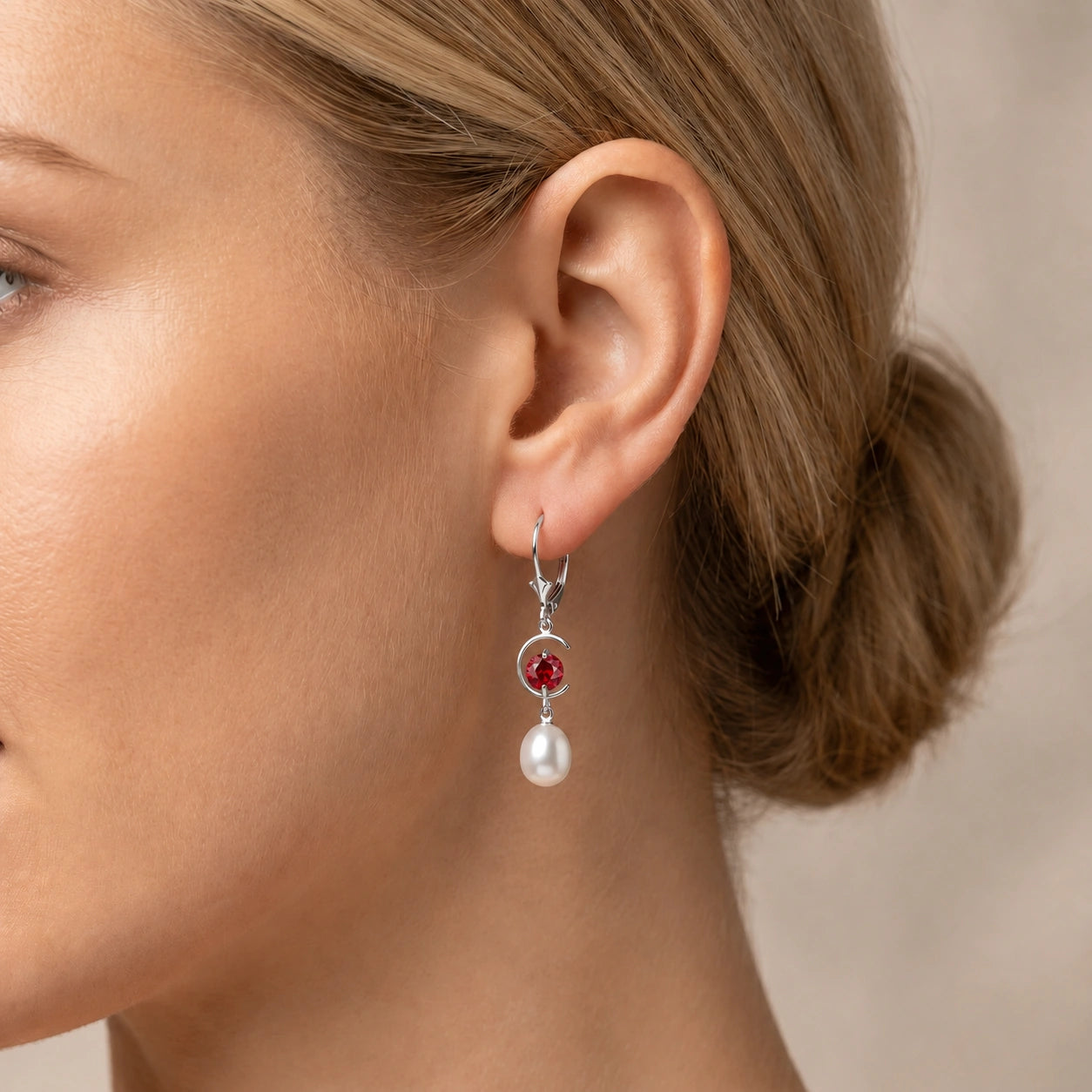 White Gold Pearl & Ruby — Mariaarmida