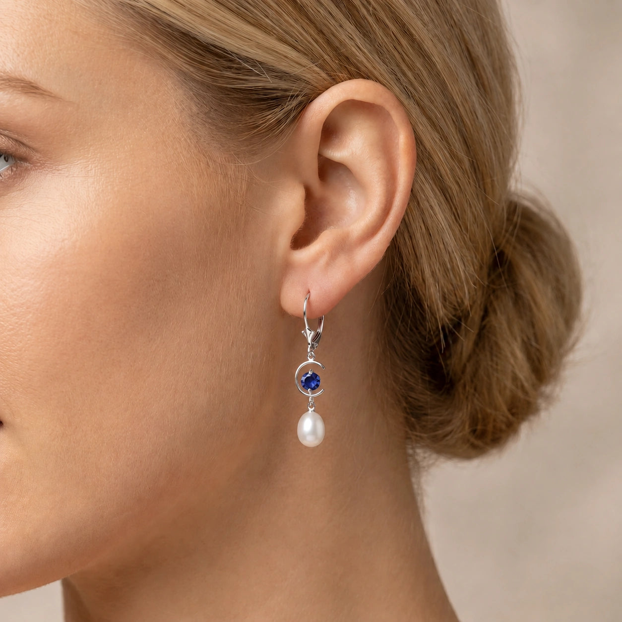 White Gold Pearl & Sapphire — Mariaarmida