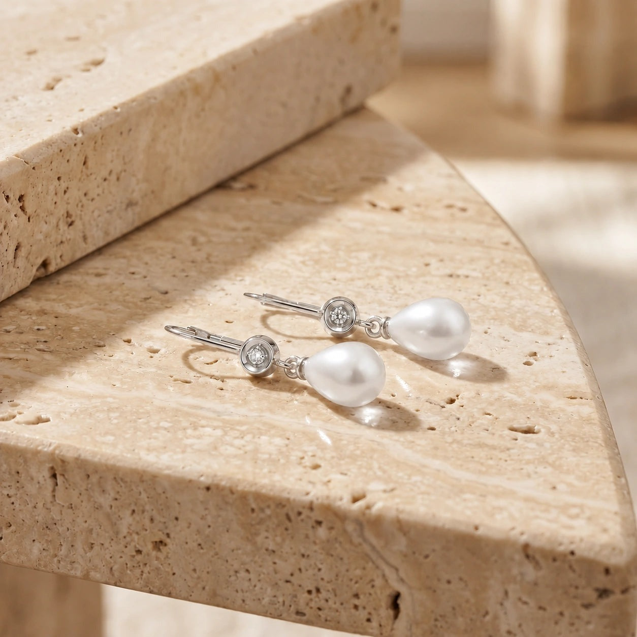 White Gold Earrings Pearl 10K — Giuseppina
