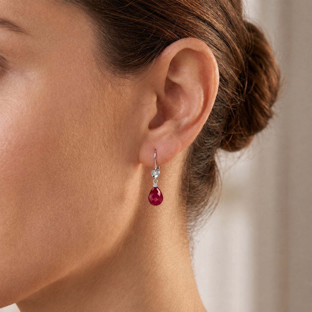 White Gold Earrings Ruby 10K — Giuseppina