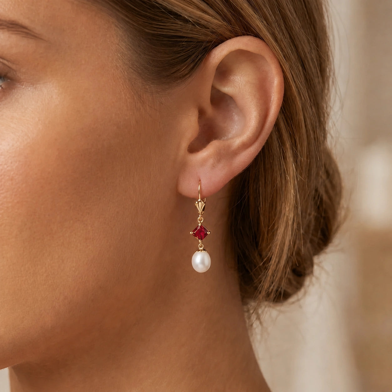 Yellow Gold Earrings Pearl 10K — Emerenziana