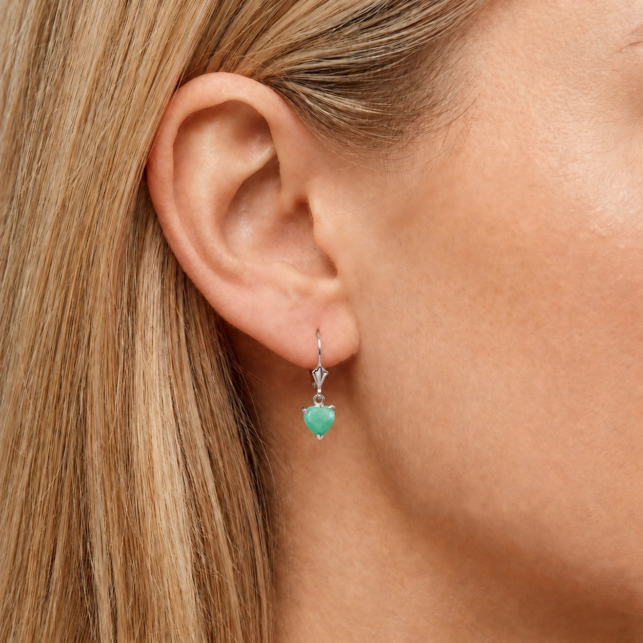 White Gold Eternal Earrings Emerald 10K — Perla