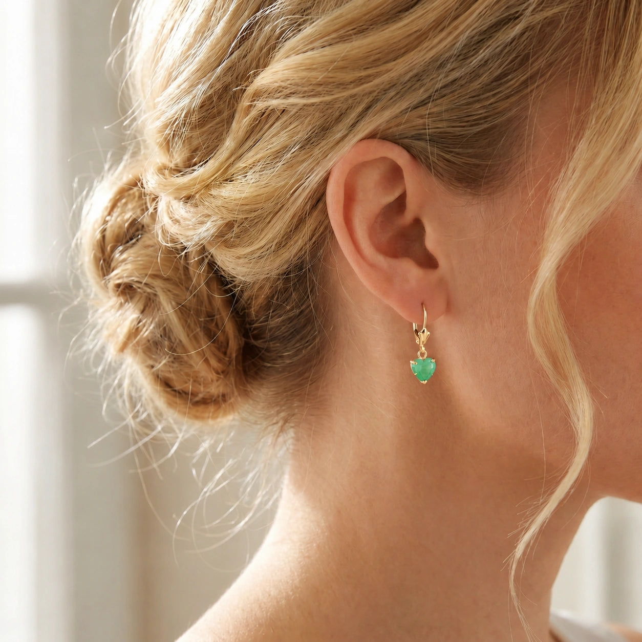 Yellow Gold Eternal Earrings Emerald 10K — Perla