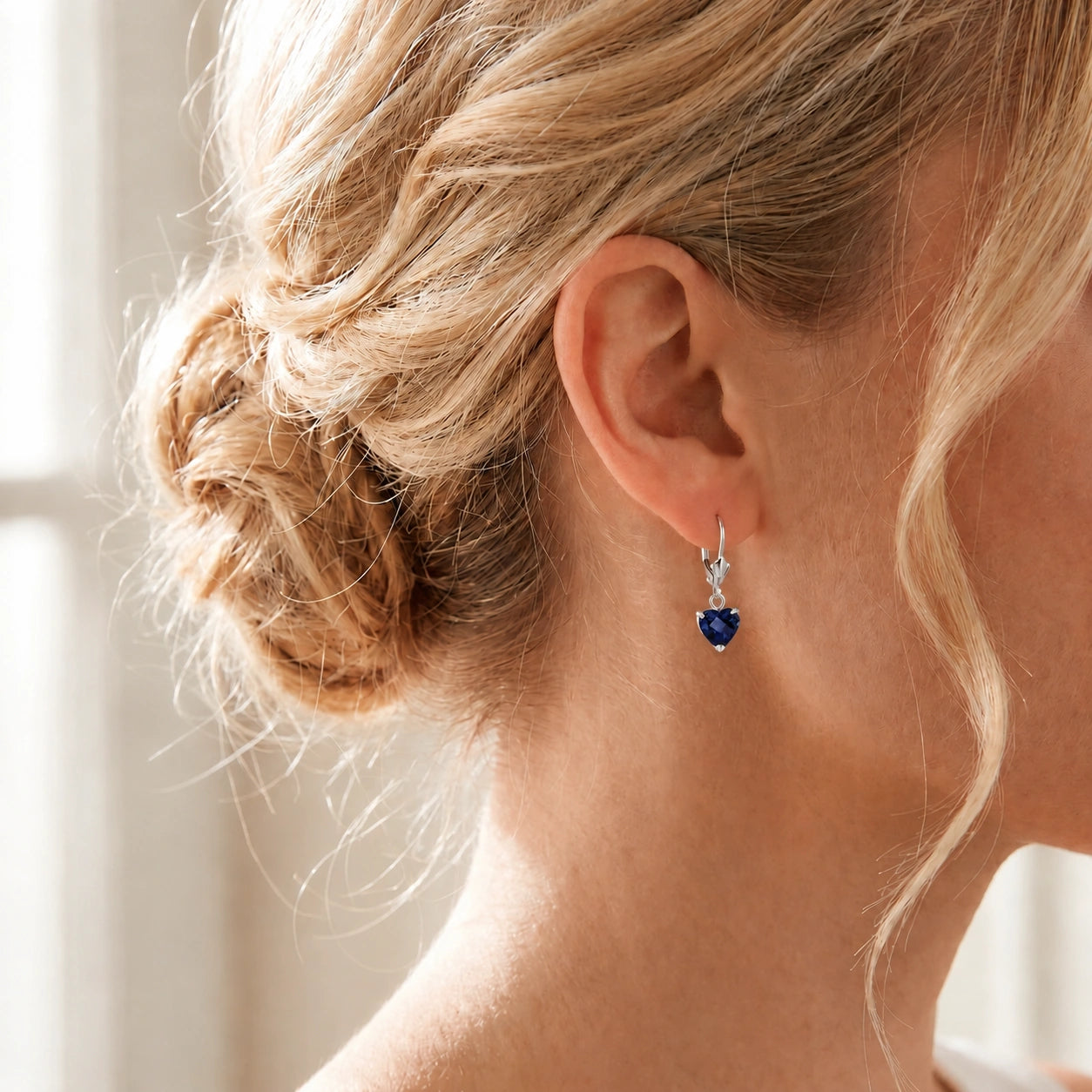 White Gold Eternal Earrings Sapphire 10K — Perla
