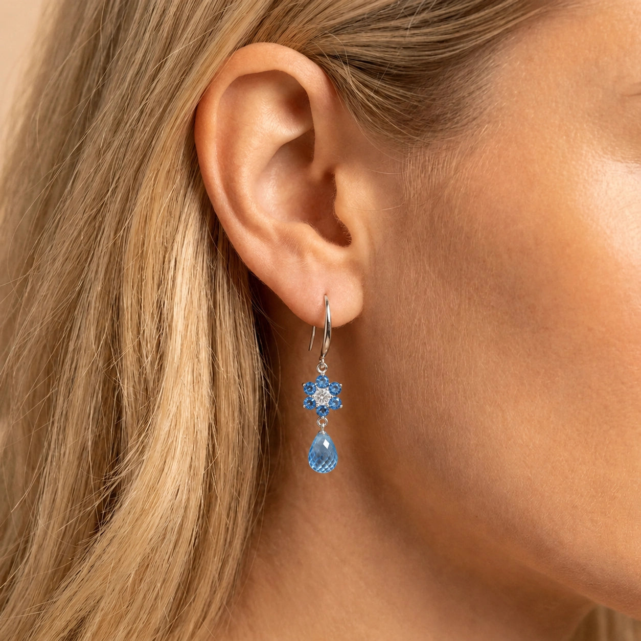 White Gold Diamond & Blue Topaz — Mariabattistina