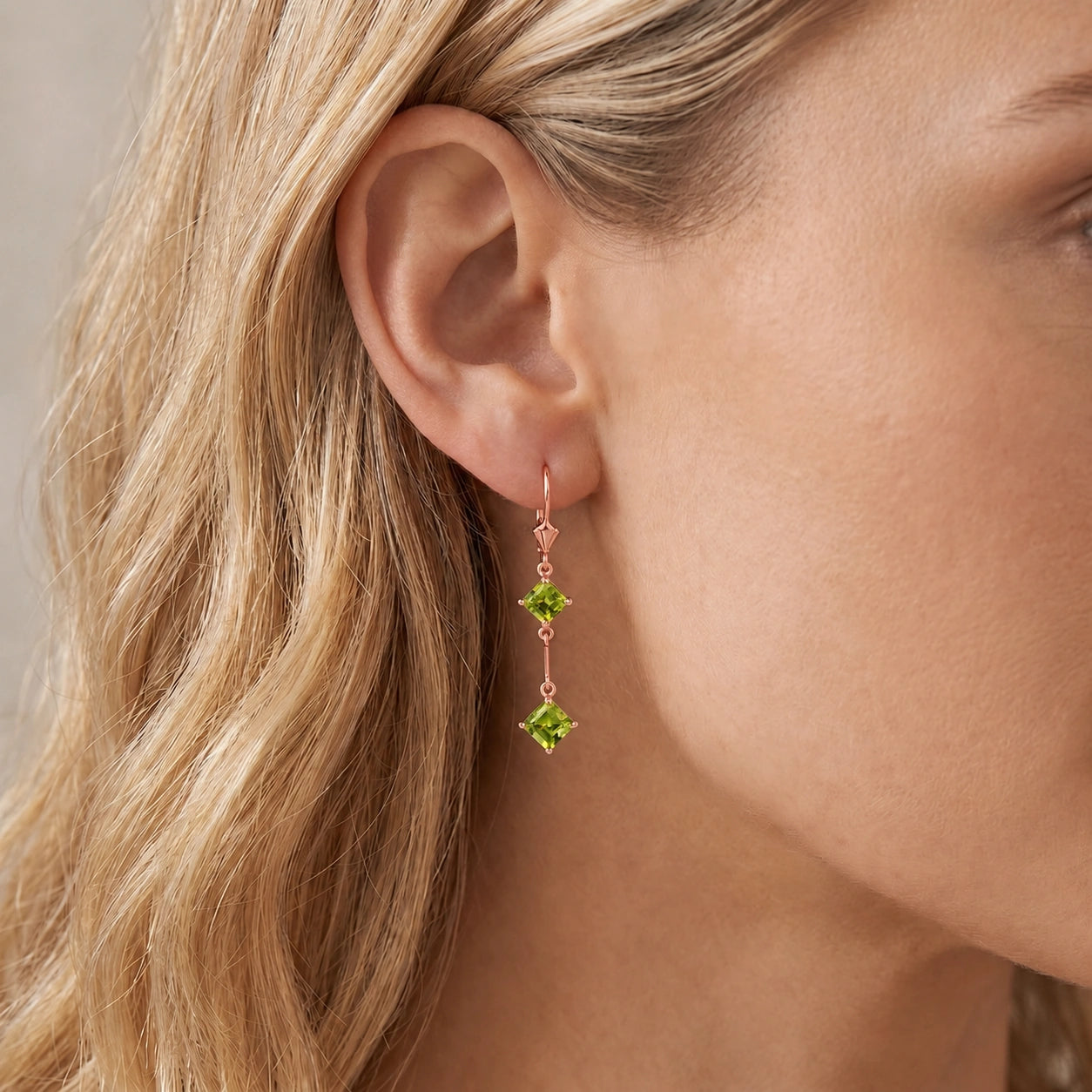 Rose Gold Signature Earrings Peridot 10K — Dalia