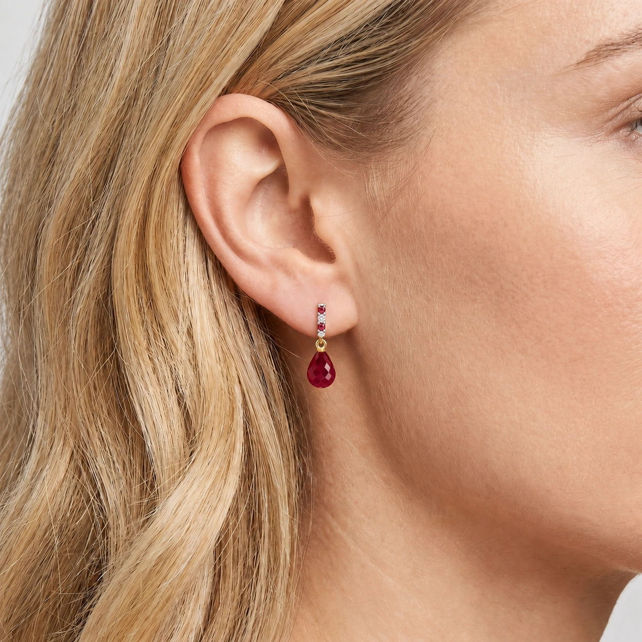 Yellow Gold Earrings Ruby 10K — Nerina