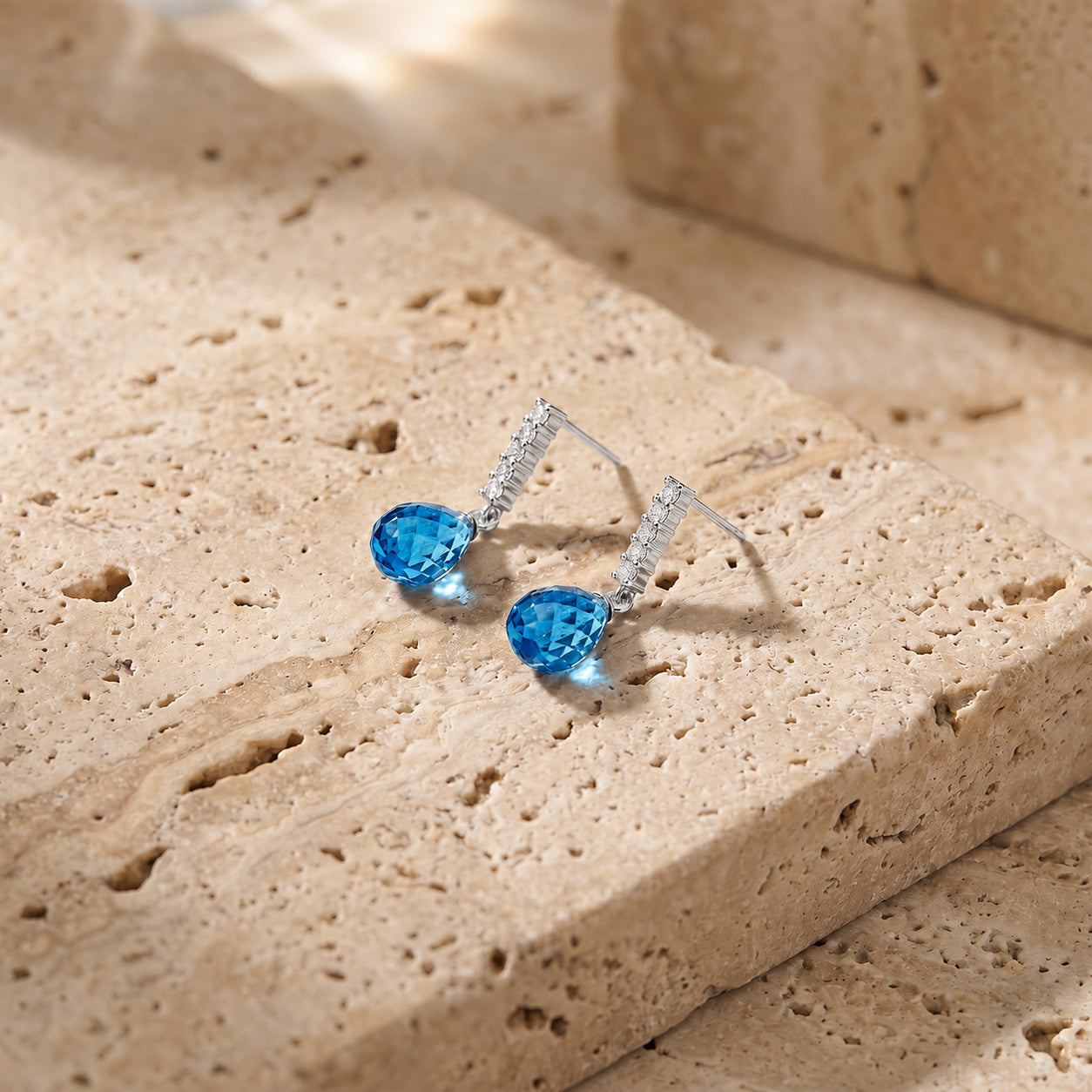 White Gold Earrings Garnet 10K — Nerina