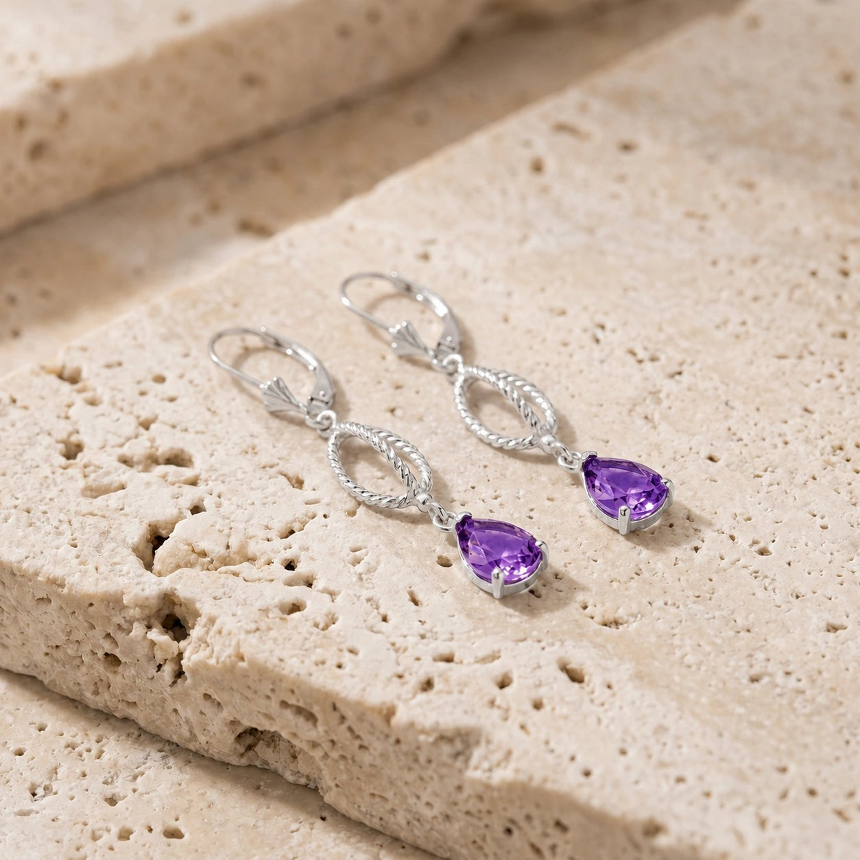 White Gold Heritage Earrings Amethyst 10K — Carolina