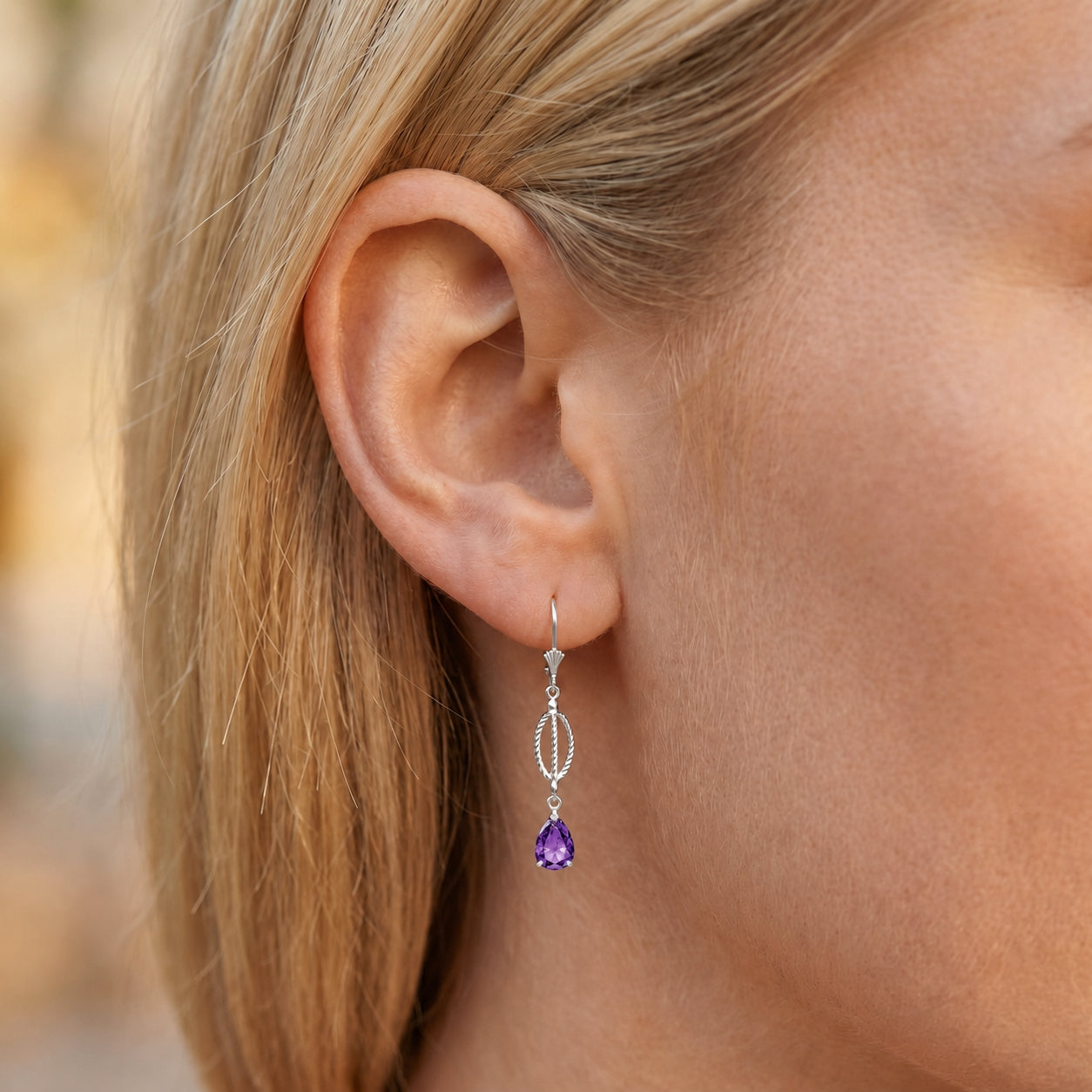 White Gold Heritage Earrings Amethyst 10K — Carolina